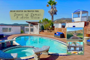 Private Home on 10 Acres - Heated Salt Pool & Jacuzzi, Mountain & City Views, Horseshoes, Basketball, BBQ, Golf Putting, Foosball, Croquet, Bose Stereo, White Cotton Bedding - Hilltop Hacienda, Pool H